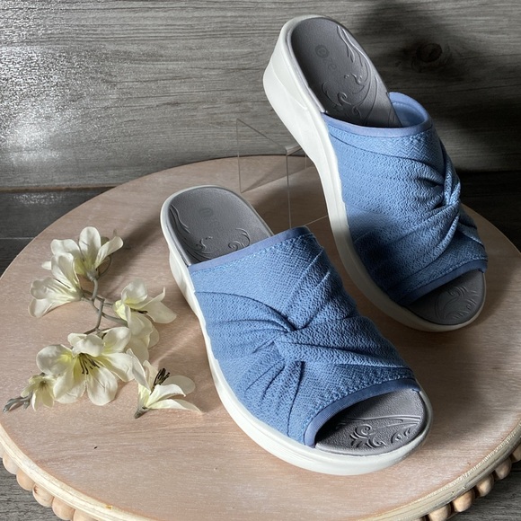 Bzees Smile II Slip-On Washable Knotted Twist Wedge Sandal, Dusty Blue, … - Picture 1 of 11